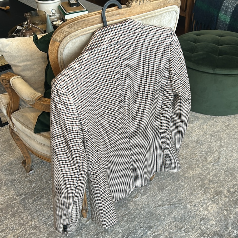 Jacket - Picture 3 of 6